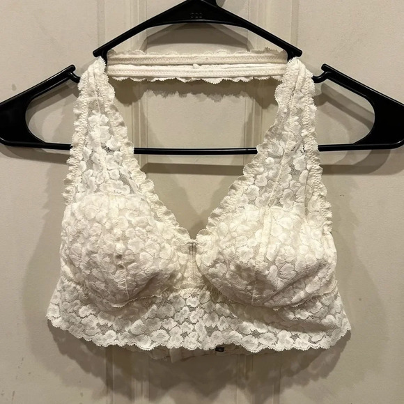 Aerie Wildflower Lace Paddee Halter Bralette size Mediun - Picture 1 of 4
